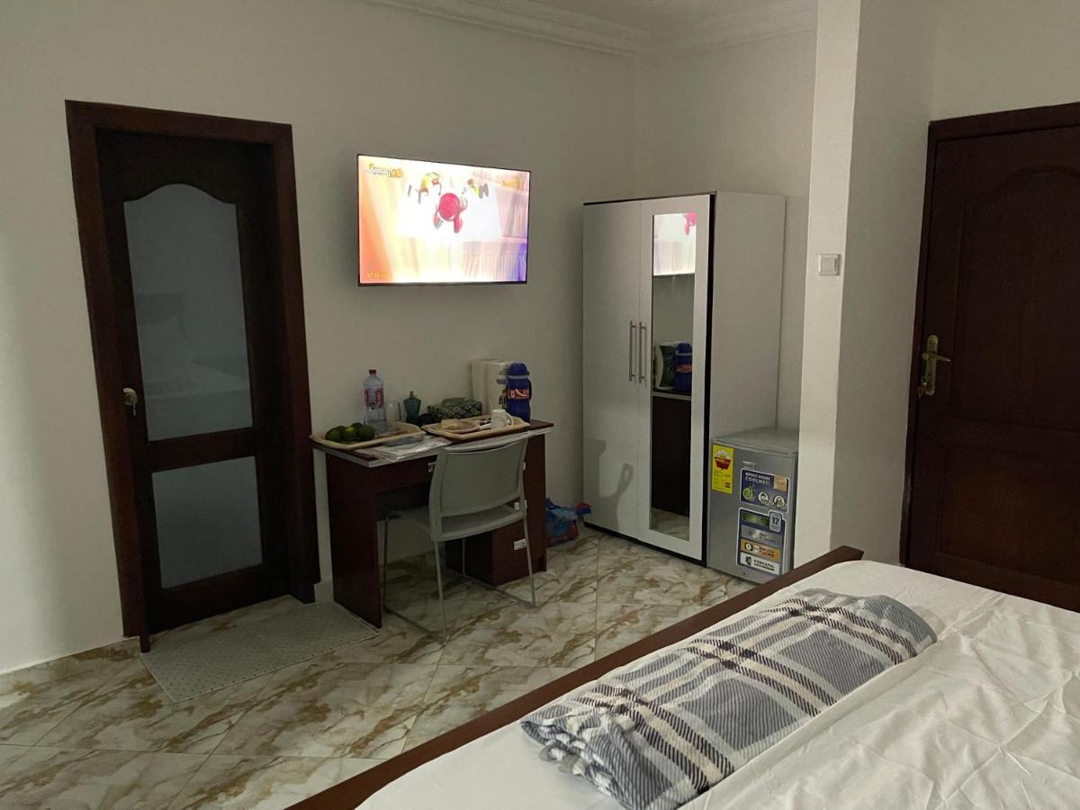 Park Springs Hotel Cape Coast Exterior photo